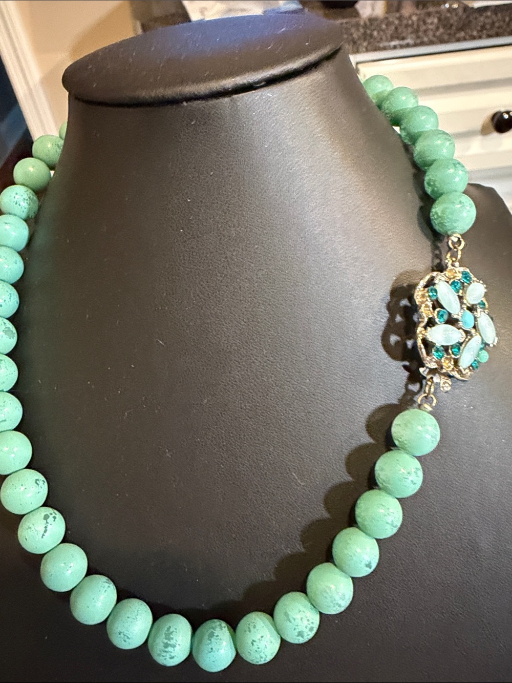 Turquoise acrylic Necklace w Decorative Clasp -turquoise blue 17” good condition